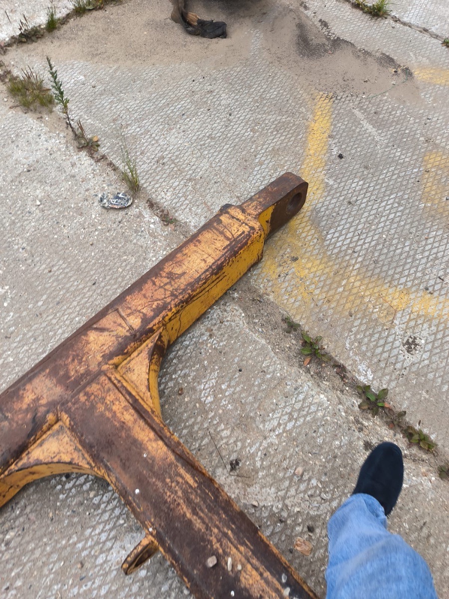 Стрела D355C Komatsu — фото 6